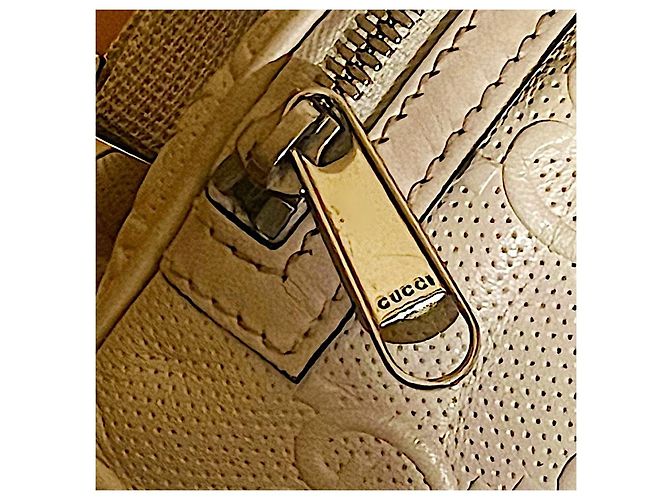 Authentic Gucci Pre-Fall '23 Weiß Jumbo GG Leder Gürteltasche - Ansicht 3