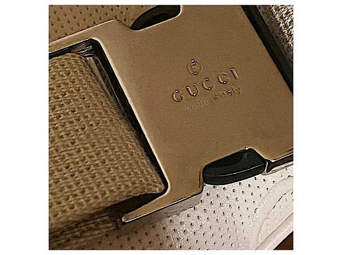 Authentic Gucci Pre-Fall '23 Weiß Jumbo GG Leder Gürteltasche - Ansicht 5