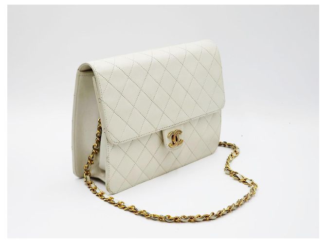 Timeless Chanel Classico Senza Tempo con Patta Singola Trapuntata Bianco - vista 6