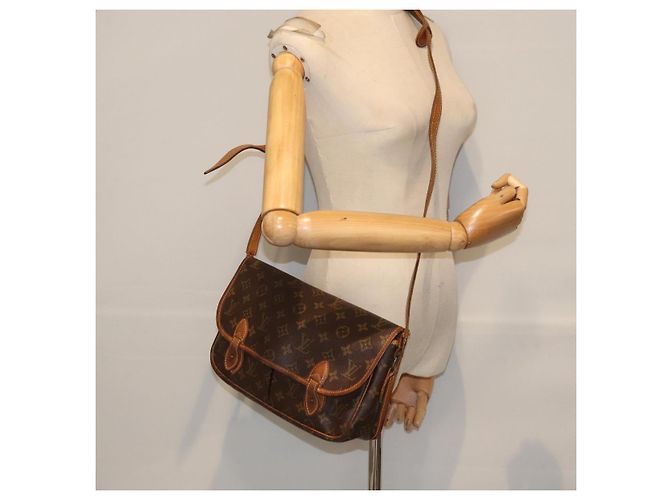 LOUIS VUITTON Monogram Gibeciere MM Borsa a Spalla M42247 LV Auth 93467 Monogramma - vista 24