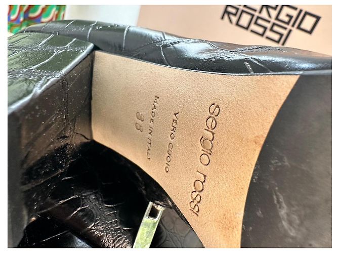 Botas Sergio Rossi de cuero grabado efecto cocodrilo negro - vista 9