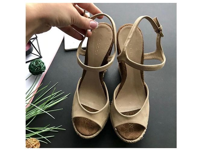 Marmont Suede-Espadrilles mit Microguccissima-Muster von Gucci Beige - Ansicht 4