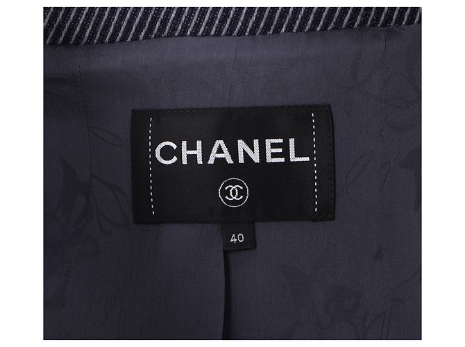 Timeless Chanel Double-Breasted Jacket in Grey Wool Black - view 9