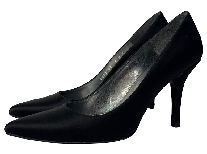 Décolleté a punta Stuart Weitzman in raso nero - vista 4