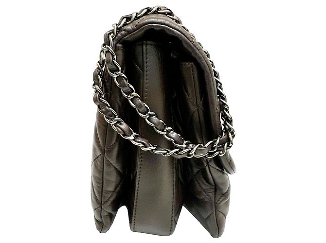 Borsa a spalla Chanel Coco Mark Matelassé con catena Marrone - vista 3