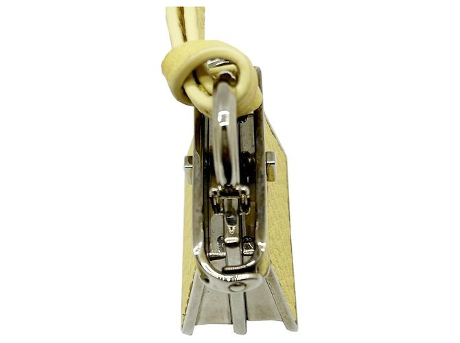 Fendi Strap Pico Peekaboo Charm in pelle gialla Giallo - vista 8