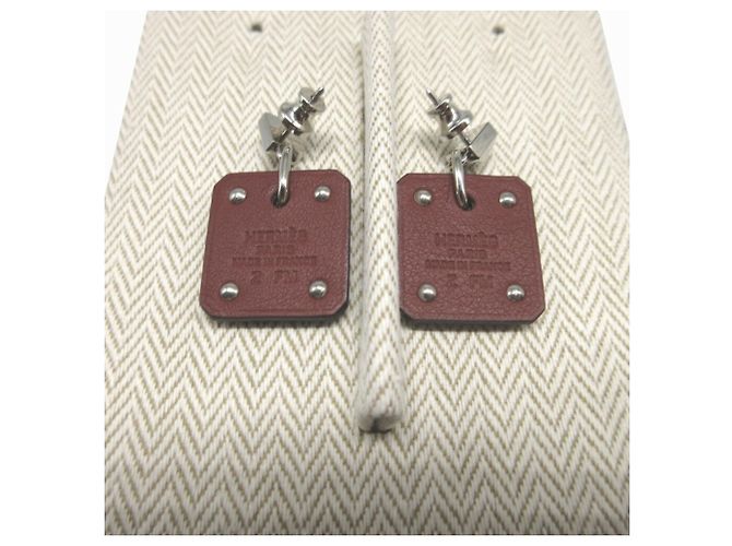 Hermès Orecchini in metallo con cuore inciso in pelle Hermes Asdukur Z Marrone Argento - vista 4