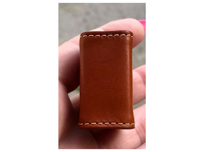 Louis Vuitton Schlüsselanhänger Leder Dunkelbraun - Ansicht 5