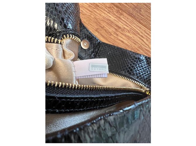 Jimmy Choo Clutch aus schwarzem glänzendem Pythonleder - Ansicht 10