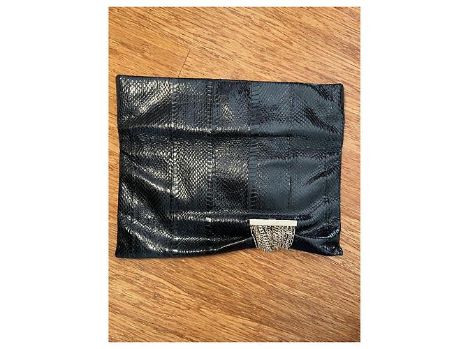 Jimmy Choo Clutch aus schwarzem glänzendem Pythonleder - Ansicht 4