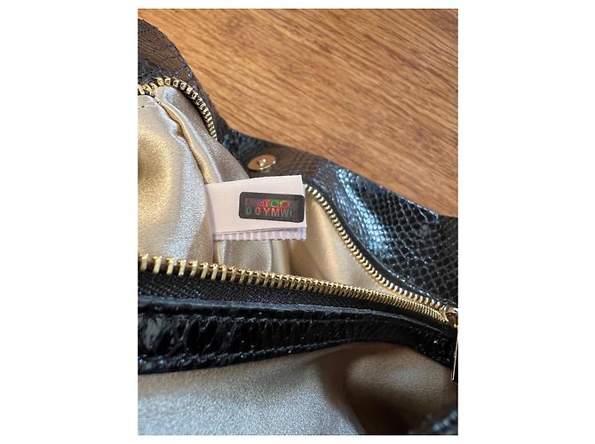 Jimmy Choo Clutch aus schwarzem glänzendem Pythonleder - Ansicht 9