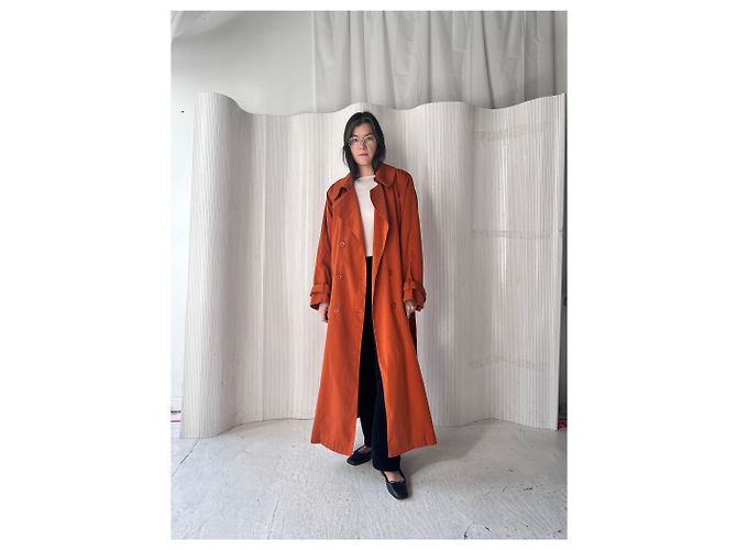 No Name Abrigo trench oversized naranja quemado - vista 3