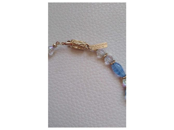 Collar Balenciaga Perlas de Cristal Dorado - vista 3