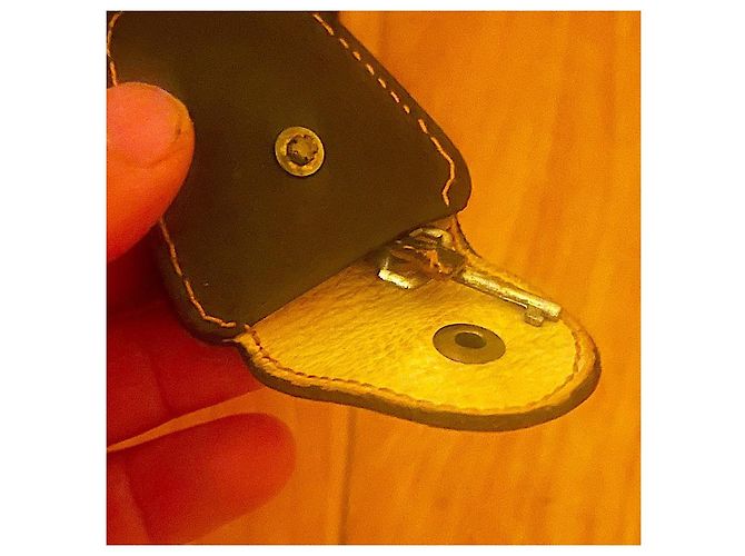 Authentische Vintage Gucci seltene Monogramm GG Umhängetasche mit Boxverschluss. - Ansicht 5
