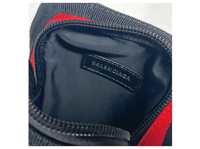 Pouch porta telefono Balenciaga Explorer Nero Rosso - vista 10