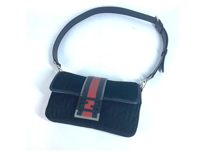 Borsa a secchiello Mamma in rete Fendi 7V72 Nero - vista 10
