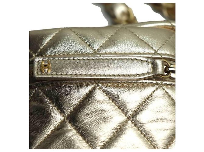 Borsa a catena Chanel Matelassé D'oro - vista 6