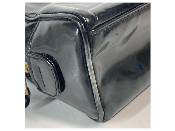 Pochette nera Chanel con il marchio CC di Coco Nero - vista 6