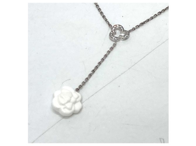 Collana in diamante in agata bianca Camelia di Chanel Bianco - vista 2