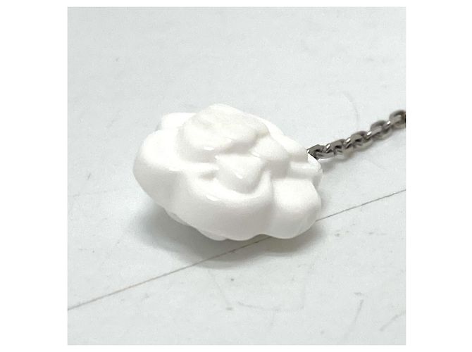 Collana in diamante in agata bianca Camelia di Chanel Bianco - vista 5