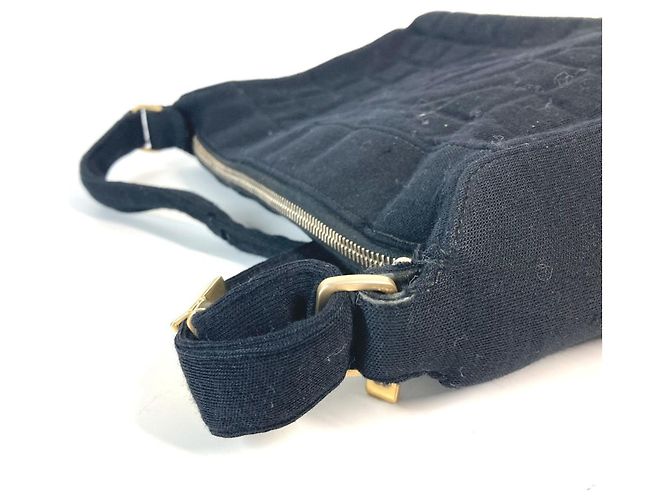Chanel Schultertasche aus schokoladenfarbigem gestepptem Leder mit CC Coco-Logo Schwarz - Ansicht 7