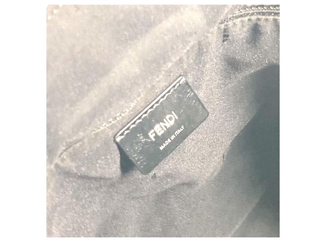 Borsa a spalla nera Fendi 7VA367 Nero - vista 13