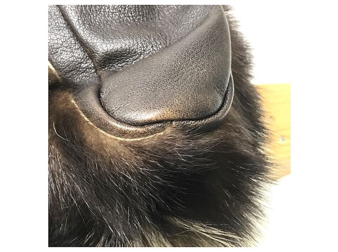 Borsa a spalla in pelliccia marrone scuro Fendi 8BT161 - vista 5