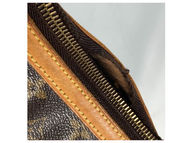 Louis Vuitton Monogram Tikal GM Schultertasche Braun - Ansicht 11