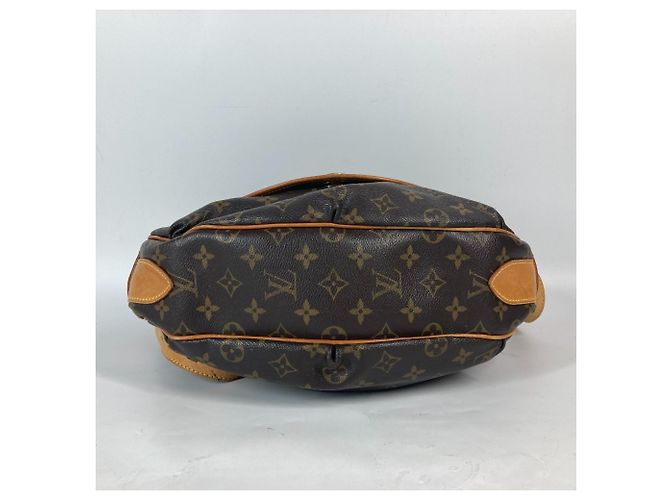 Louis Vuitton Monogram Tikal GM Schultertasche Braun - Ansicht 4