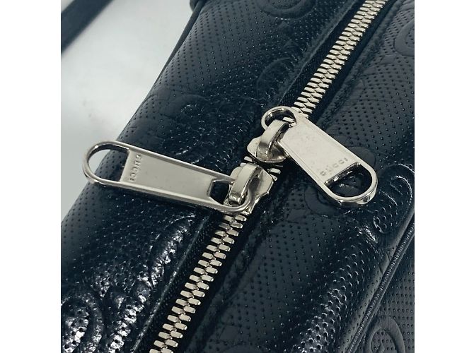Borsa a spalla in pelle goffrata GG di Gucci Nero - vista 9