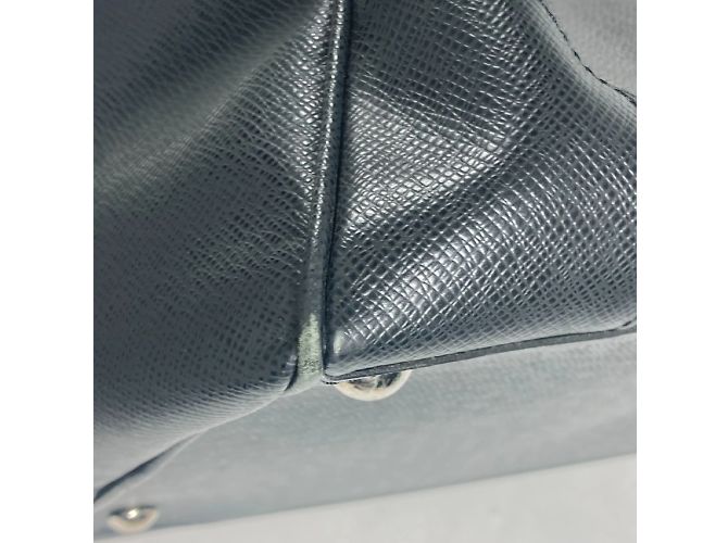 Borsa da viaggio Louis Vuitton Taiga Stanislav Nero Grigio - vista 10