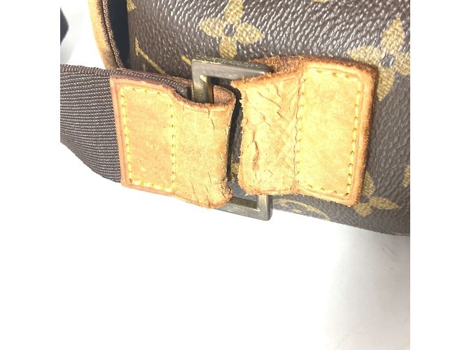 Borsa Valmy GM Monogramma Louis Vuitton Marrone - vista 9