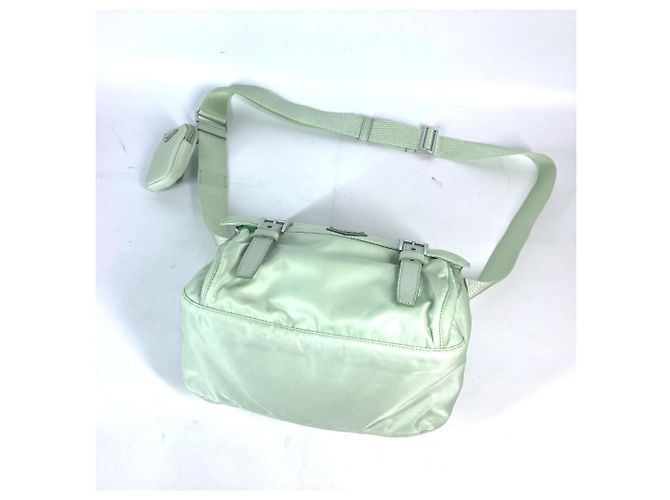 Borsa a Spalla Re-Nylon di Prada Verde - vista 9
