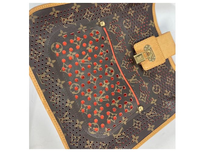 Borsa a Spalla Musette Perforata Monogram Louis Vuitton Marrone Arancione - vista 12