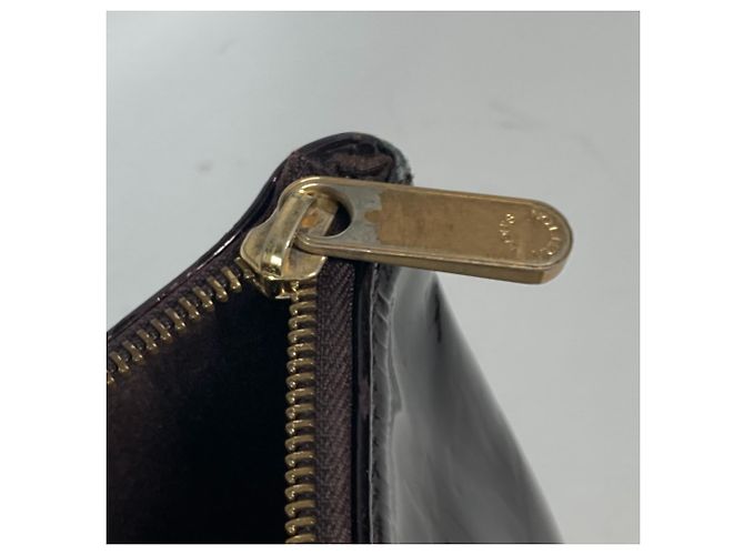 Borsa a spalla Bellevue GM in Monogram Vernis Louis Vuitton Bordò Porpora - vista 14