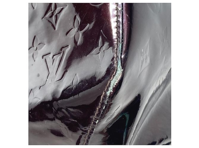 Borsa a spalla Bellevue GM in Monogram Vernis Louis Vuitton Bordò Porpora - vista 9