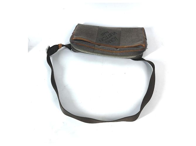 Bolsa de Ombro Acrobat Damier Geant Louis Vuitton Caqui - vista 9