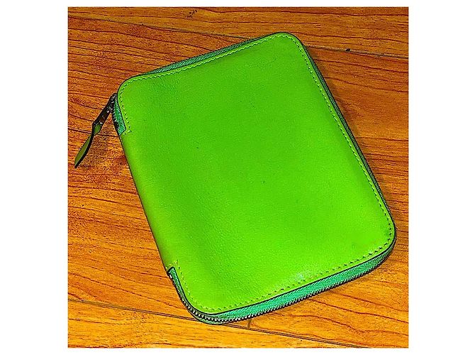 Authentic Hermès Apple Green Swift Leather Globe Trotter Agenda - view 2