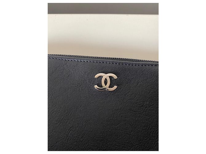 Pochette Chanel in pelle nera asimmetrica Nero - vista 4
