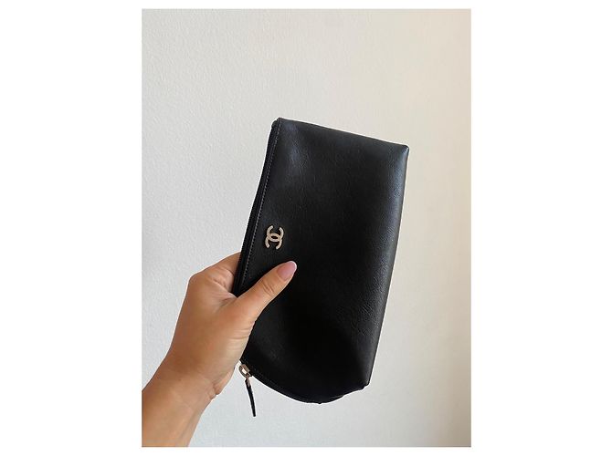 Pochette Chanel in pelle nera asimmetrica Nero - vista 7