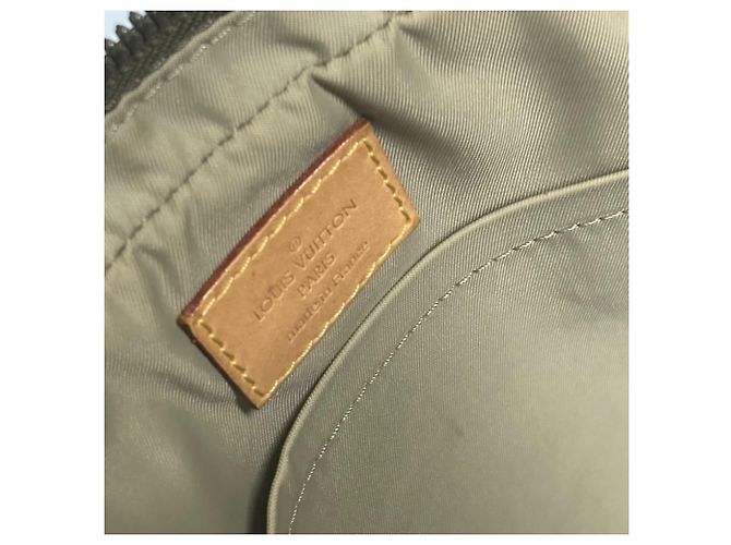 Borsa Louis Vuitton Damier Geant Associe PM Cachi - vista 15