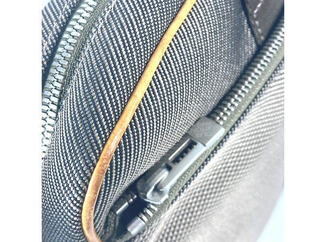 Borsa Louis Vuitton Damier Geant Associe PM Cachi - vista 9