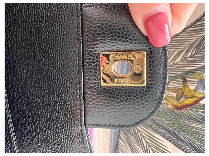 2.55 Portacarte Chanel Jumbo in pelle caviar nero e blu - vista 14