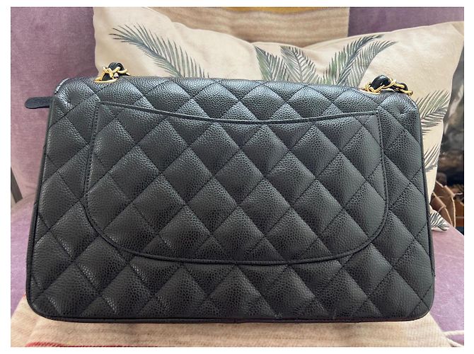 2.55 Portacarte Chanel Jumbo in pelle caviar nero e blu - vista 8