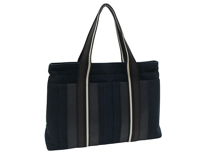 Hermès Troca Preto - vista 2