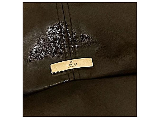 Cappello Gucci Autentico Raro Tom Ford in Pelle di Agnello Nera con Piastra Logo e Strisce Web Nero - vista 2