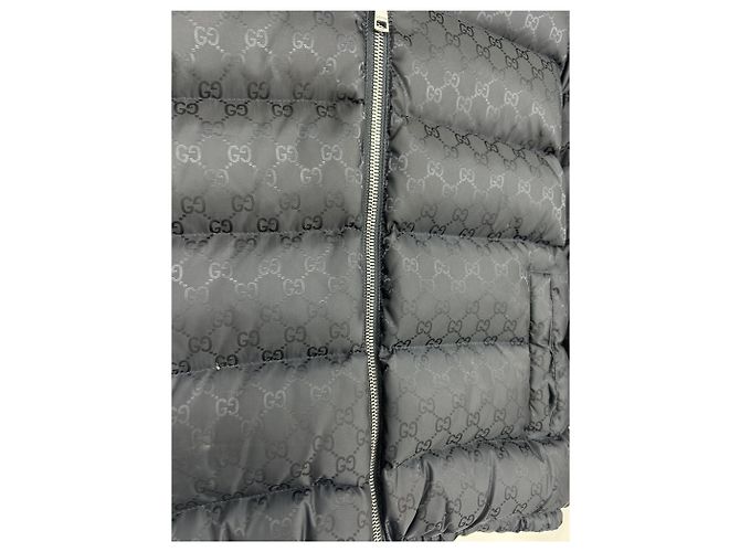 Reversible Gucci parka - view 6