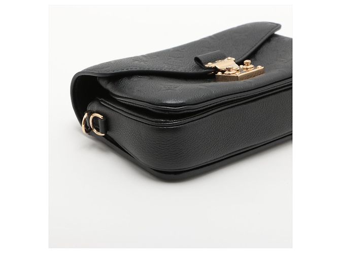 Pochette Metis im Monogramm Empreinte von Louis Vuitton Schwarz - Ansicht 3
