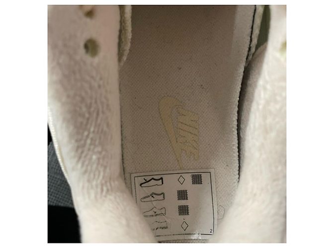 Sneakers Nike Air Max Deluxe Guava Ice in sintetico beige - vista 8