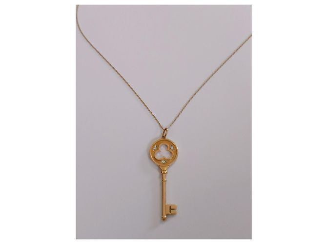 Collana con pendente chiave trifoglio Tiffany & Co in oro bianco e diamanti Giallo - vista 5